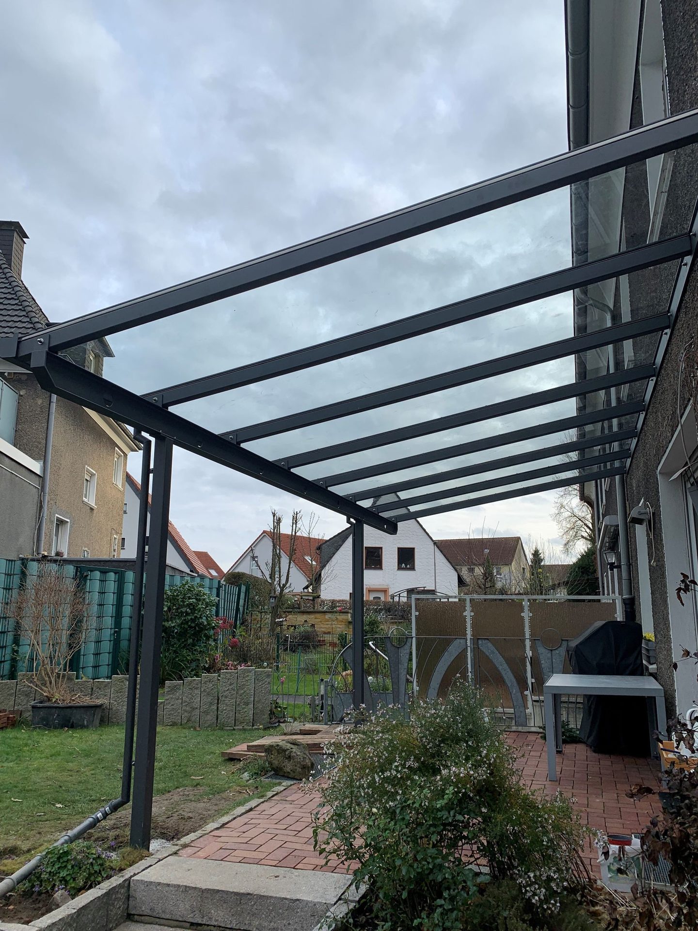 Ausgeführte Arbeit von Alba Alubau: Terrassendächer